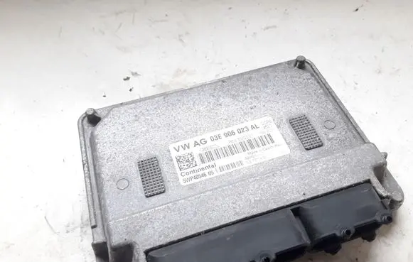 Volkswagen Polo V 6R Engine control unit/module 03E906023AL