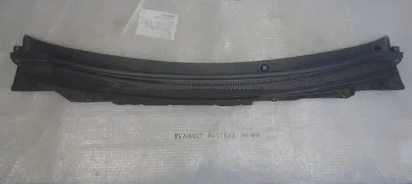 Renault Austral Wiper trim 668108648R