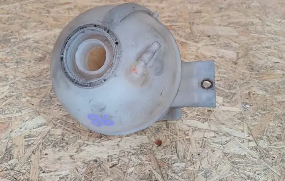 Volkswagen Crafter Coolant expansion tank/reservoir 9065010103