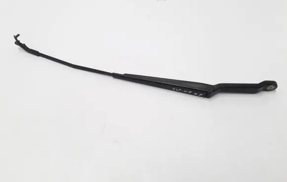 Front wiper blade arm