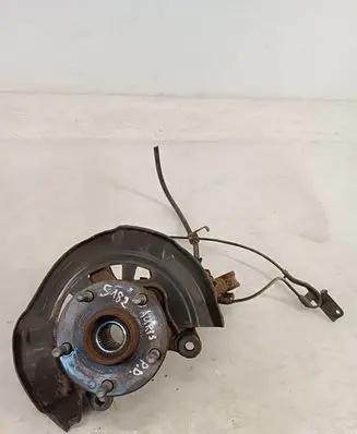 Toyota Auris 150 Front wheel hub NOCODE