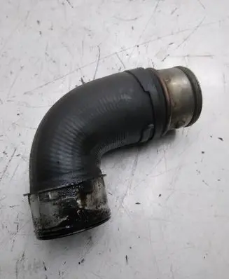 Volkswagen Jetta V Intercooler hose/pipe