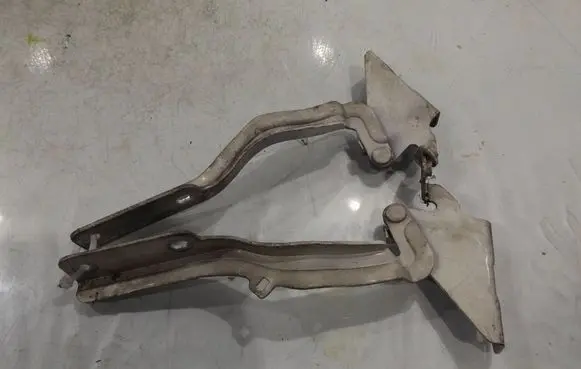 Nissan NV200 Engine bonnet/hood hinges