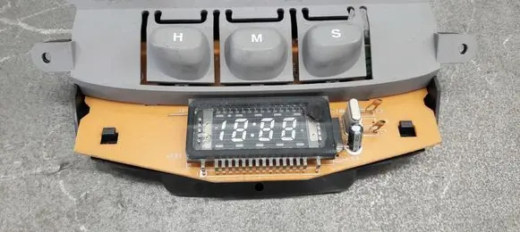 KIA Carnival Clock ok53e55710