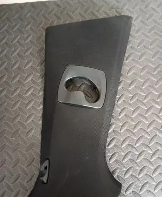 BMW 5 F10 F11 (B) pillar trim (top) 9116350