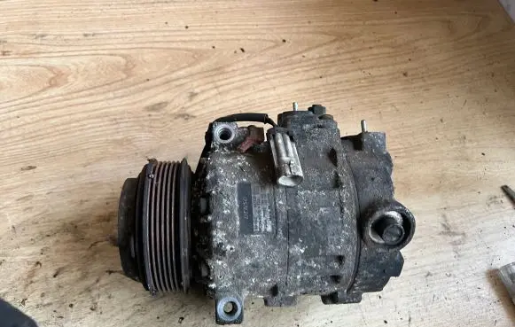 Opel Zafira A Air conditioning (A/C) compressor (pump) 4472208321