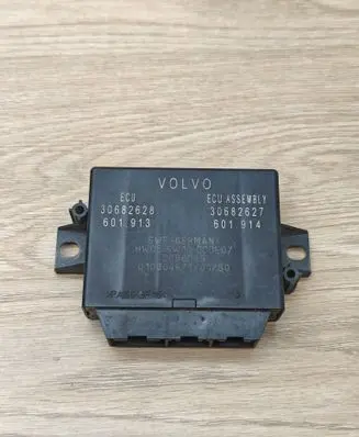 Volvo XC90 Parking PDC control unit/module 30682628 601913 30682627