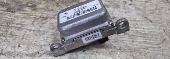 Volkswagen Golf V ESP acceleration yaw rate sensor 1K0907655B 10098503204 U9D4C23482