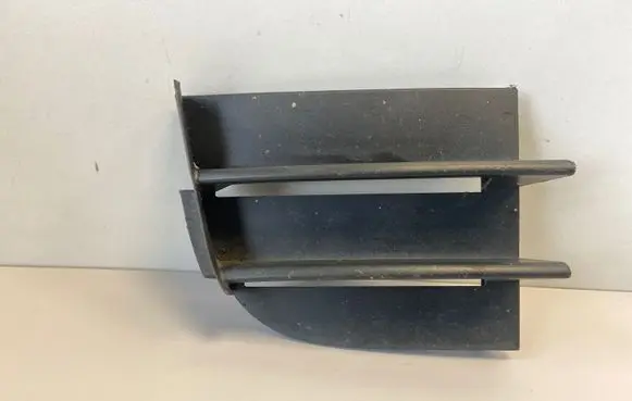 Skoda Superb B6 (3T) Front bumper lower grill 3T0853666