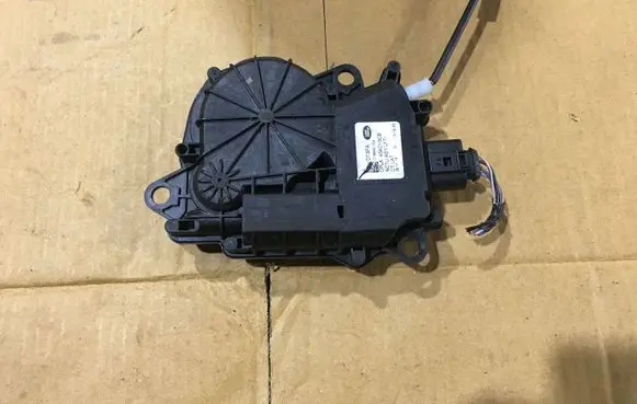 Tailgate/trunk/boot lift motor
