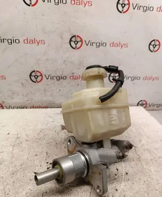 Land Rover Discovery 3 - LR3 Master brake cylinder 74471269C