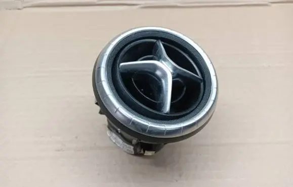 Mercedes-Benz CLA C117 X117 W117 Dash center air vent grill A1178300354 YC03203100