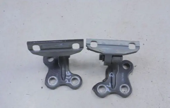 Front door hinge set