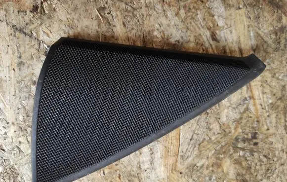 Mercedes-Benz C AMG W204 Front door high frequency speaker A2047200148 A2128201002