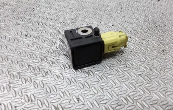 Honda FR-V Airbag deployment crash/impact sensor 77970SFEB110M2