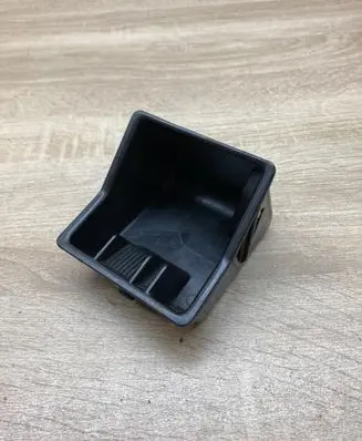 Mercedes-Benz E W210 Car ashtray 2108100530