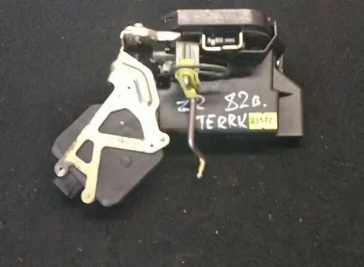 Hyundai Terracan Rear door lock