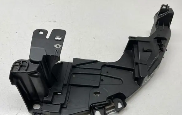 Renault Megane III Headlight/headlamp mounting bracket 622238779R