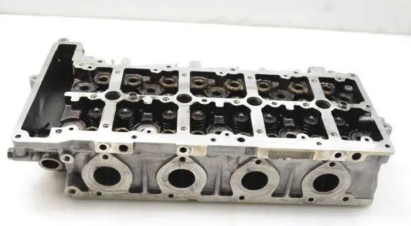 Mini Cooper Countryman R60 Engine head 7812608