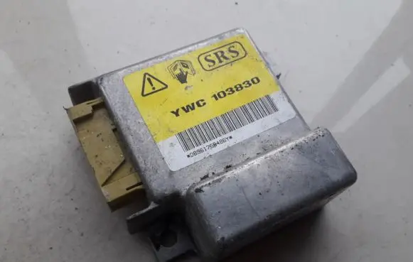 Rover 414 - 416 - 420 Airbag control unit/module YWC103830