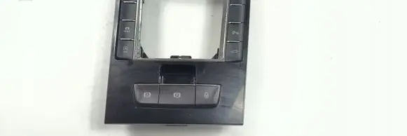 Skoda Superb B8 (3V) Foot area side trim 3V1863212A