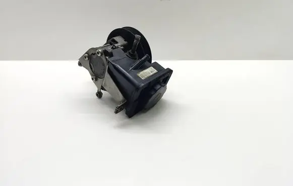 BMW 5 E60 E61 Power steering pump 7693974 7787106 32417787106
