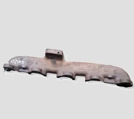 Volvo V40 Exhaust manifold