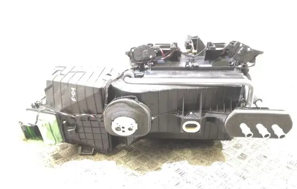 BMW 7 F01 F02 F03 F04 Air conditioning (A/C) radiator (interior) X5877005 HZ923746305T 0411802