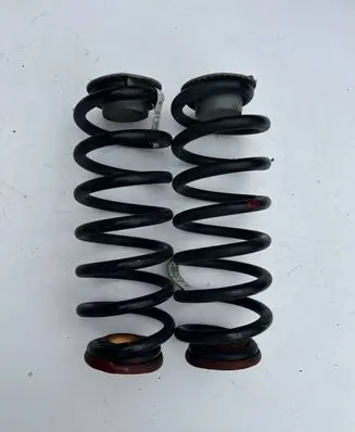Jeep Cherokee Rear coil spring JEEP CHEROKEE KL SPRĘŻYNY TYLNE KOMPLET 18R