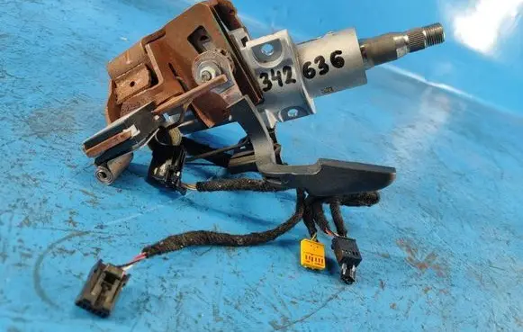 Jeep Compass Steering wheel axle 68276903AF