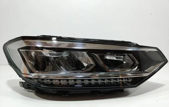 Volkswagen Touran III Headlight/headlamp 5TB941036E