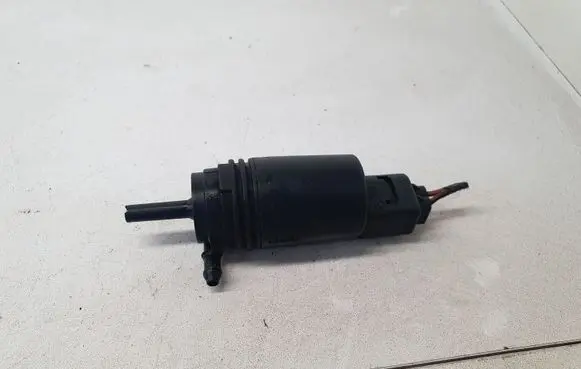 BMW 5 E60 E61 Windscreen/windshield washer pump 67128377612