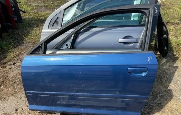 Audi A3 S3 A3 Sportback 8P Front door