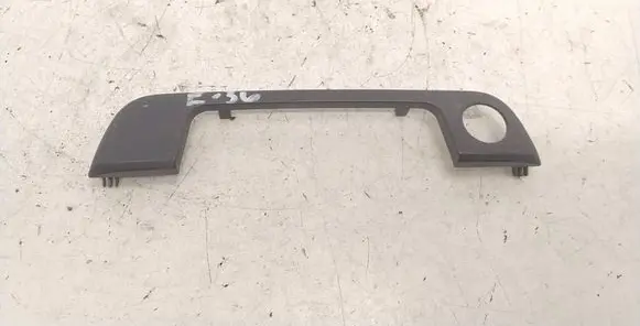 BMW 3 E36 Front door handle cover 51211960931