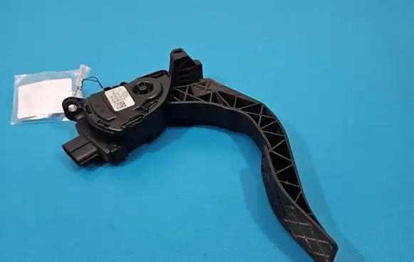 Audi A4 S4 B8 8K Accelerator throttle pedal 8K1721523 IMPRK1530963