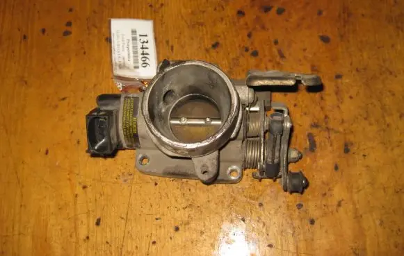 Ford Puma Throttle body valve 