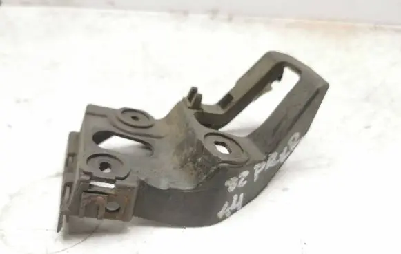 Audi A4 S4 B6 8E 8H Front bumper mounting bracket