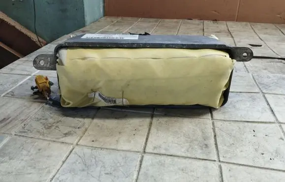 Chrysler Pacifica Passenger airbag 5206511