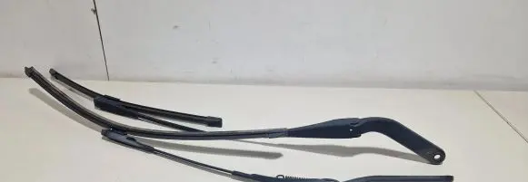 BMW X1 E84 Headlight wiper blade set 178540 178536