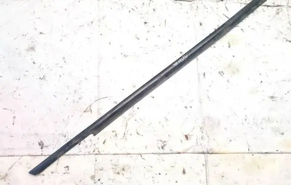 Opel Meriva A Front door glass trim molding 