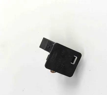 Volkswagen Golf III Other devices 4A0959905