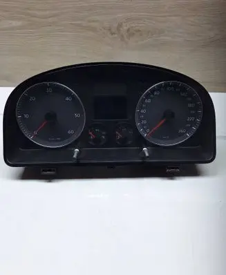 Speedometer (instrument cluster)