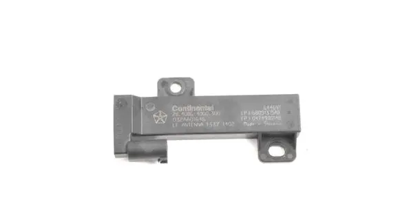 Alfa Romeo Giulia Keyless system antenna P68051315AB