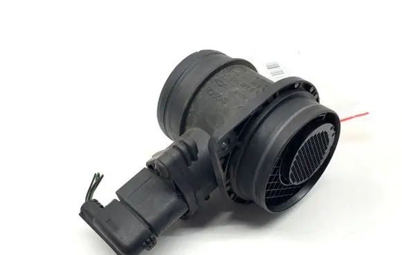 Volkswagen Golf V Mass air flow meter 038906461B