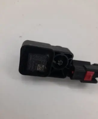 Opel Insignia A Airbag deployment crash/impact sensor 13593677 5WK66081 R1661200060