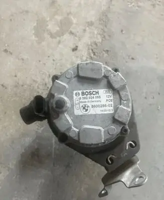 BMW i3 Electric auxiliary coolant/water pump 8600286 0392024055