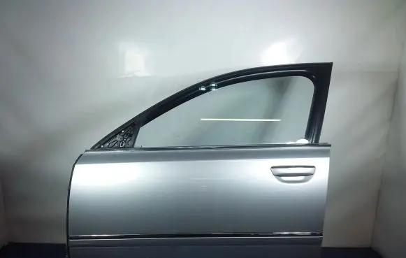 Audi A8 S8 D3 4E Front door