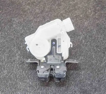 Toyota Auris E180 Tailgate/trunk/boot lock/catch/latch