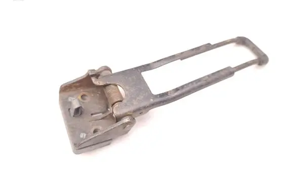 Mercedes-Benz Sprinter W901 W902 W903 W904 Rear door check strap stopper