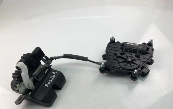 KIA Sorento Tailgate/trunk/boot lock/catch/latch 2325378